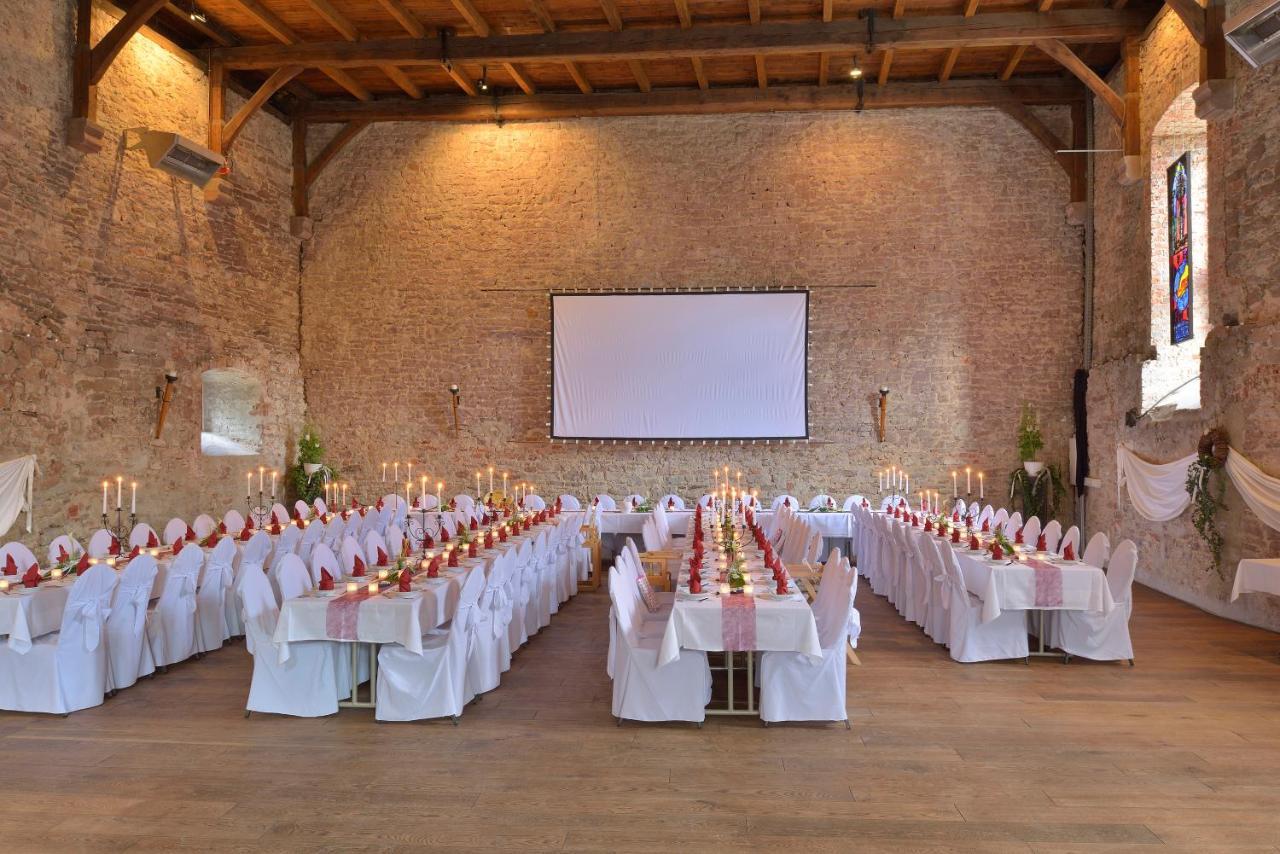 Schloss 3* Altenhausen